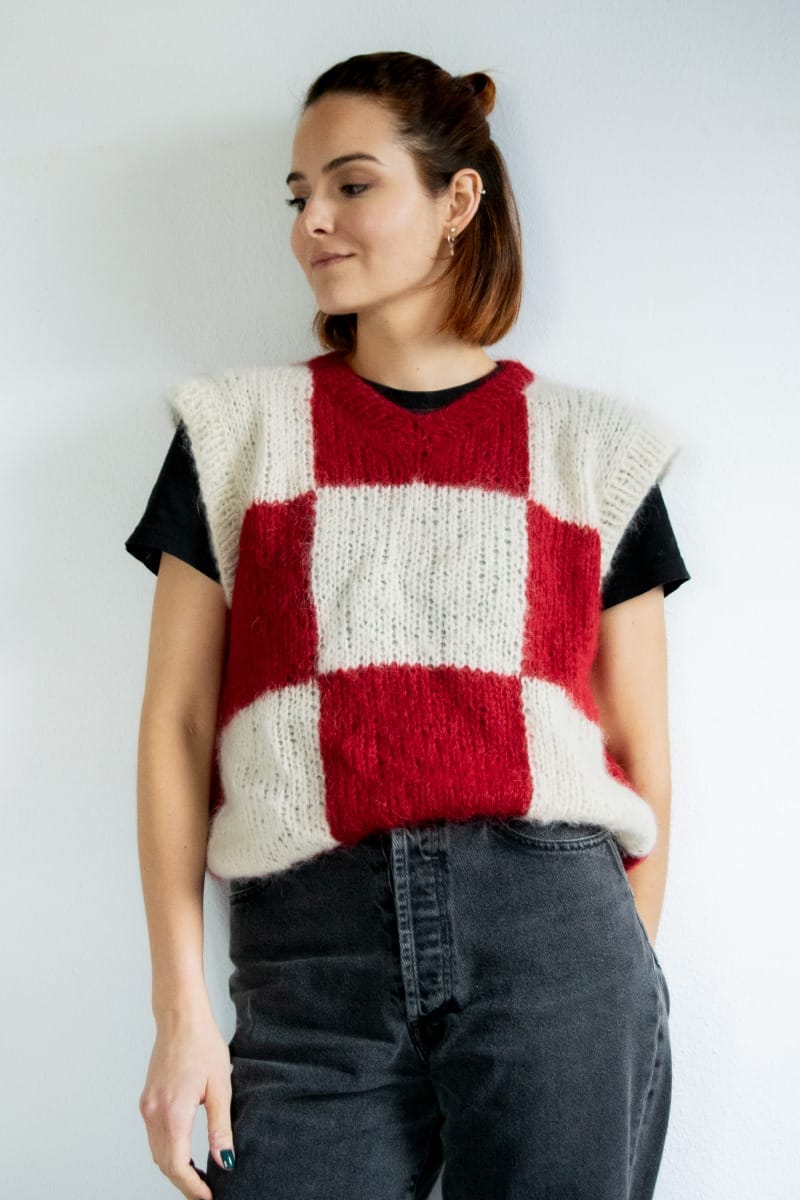 yarni-strickanleitung-intarsia-fluff-veste-1