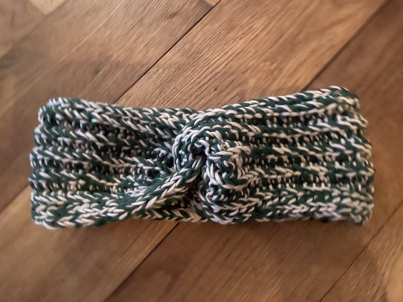 Strickanleitung Knotenstirnband aus Merino