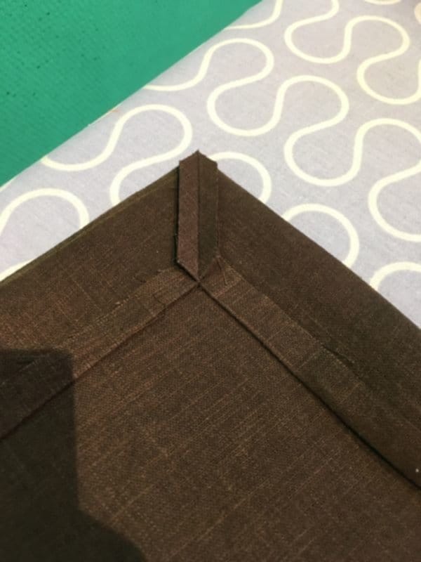 Nahtzugabe flach bügeln