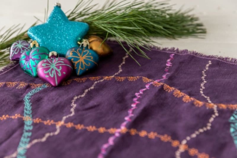 Tischsets mit Zierstichen kreuz und quer