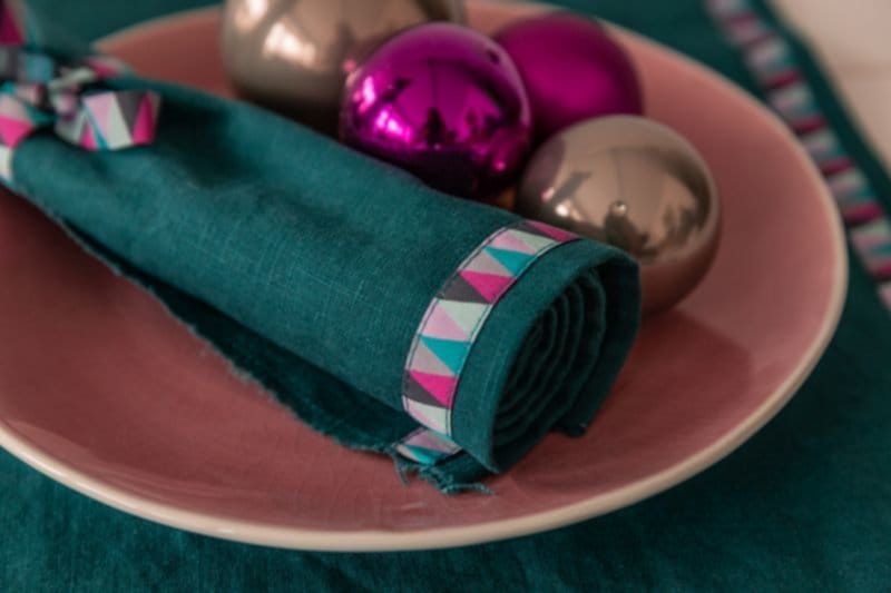 Tischläufer mit Webband