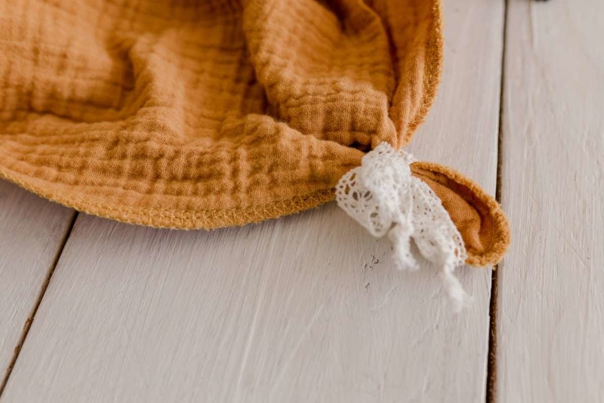 Tutorial: das Musselin Dreieckstuch von LiaEl