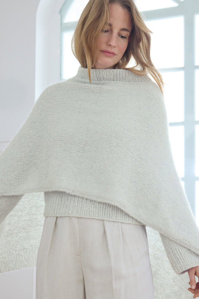 LANA GROSSA Poncho - Modell 5 Filati Journal 72
